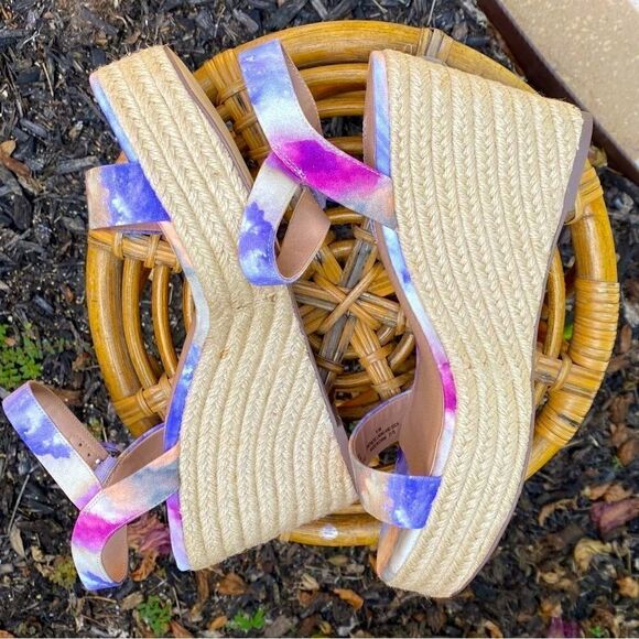 NEW CHELSEA & VIOLET CV-HENNA OPEN TOE ANKLE STRAP TIE-DYE WEDGES 9.5 - Picture 9 of 16